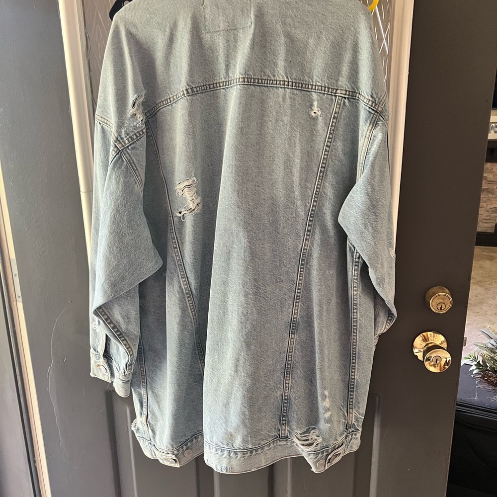 American Eagle Outfitters Light Blue Jean Jacket - Picture 8 of 8